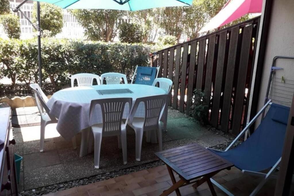 Appartement Avec Jardin Gruissan Esterno foto